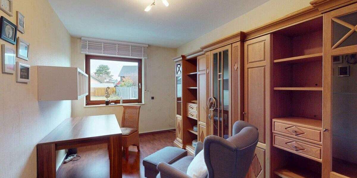 Bungalow Erftstadt Kierdorf - 8 Zimmer, 145 m&sup2;, 599.000&euro; | Angebot:24765539