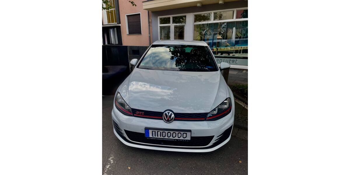 VW Golf 142.800 km 16.600 &euro; Bonn 53228