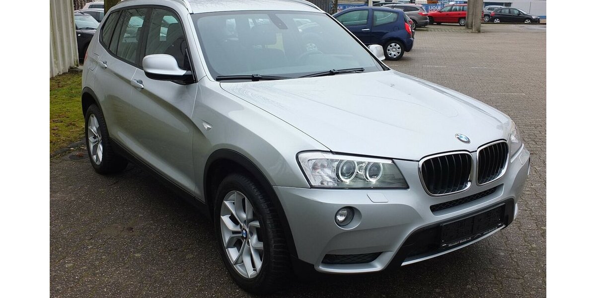 BMW X3 xDrive 20 d XENON NAVI TEILLEDER PDC STEPTRONIC 174.544 km 13.908 &euro; Köln 50858