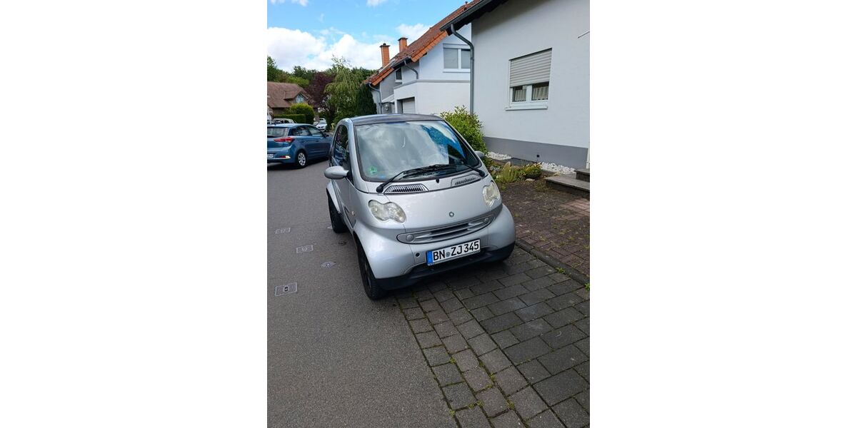 Smart ForTwo 150.000 km 2.200 &euro; Bonn 53117