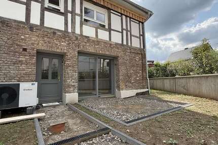 Haus zum Mieten in Hennef 1.650 € 117 m² 4 zimmer