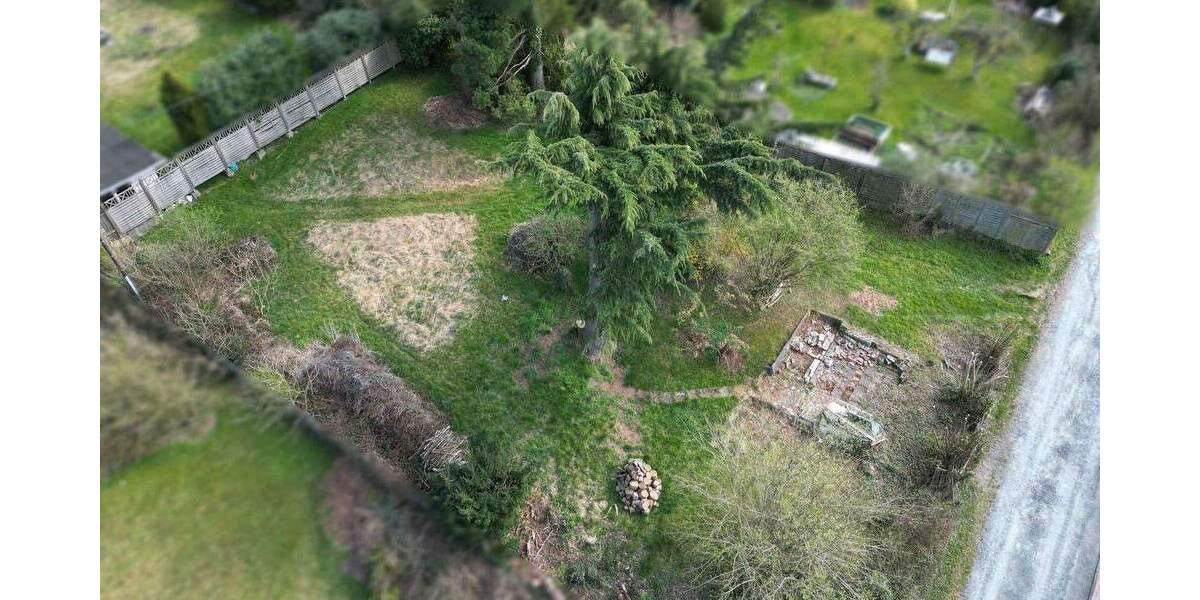 Ruhig gelegenes Baugrundstück für EFH oder 2 DHH in Königswinter zimmer