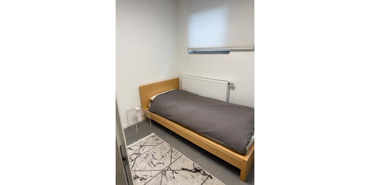 Etagenwohnung Frechen - 4 Zimmer, 80 m&sup2;, 350&euro; | Angebot:24829737