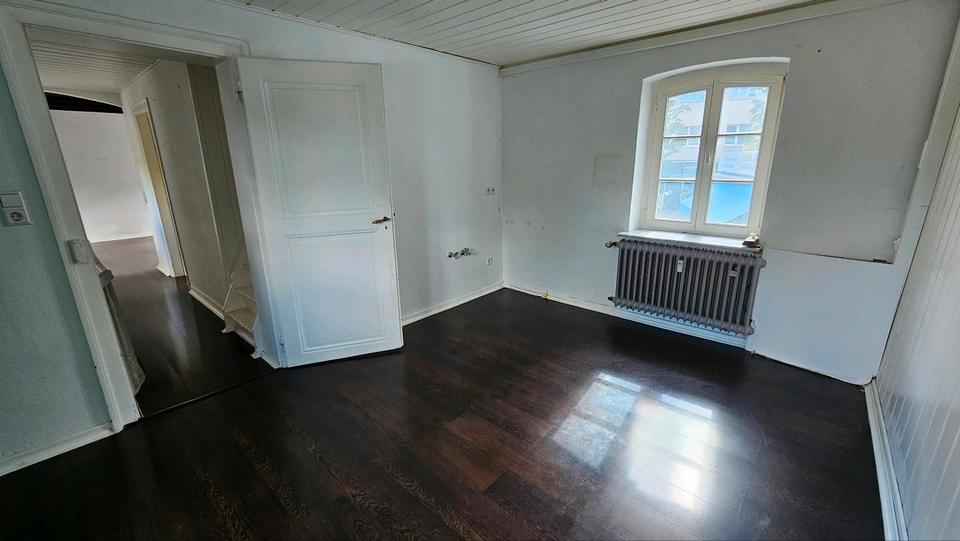 Einfamilienhaus Troisdorf - 8 Zimmer, 230 m&sup2;, 590.000&euro; | Angebot:25861554