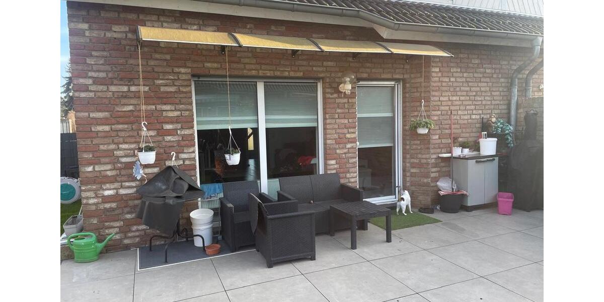 Doppelhaushälfte Wesseling - 4 Zimmer, 113 m&sup2;, 1.800&euro; | Angebot:24738113