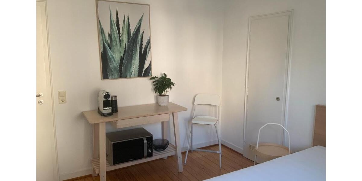Erdgeschoßwohnung Bonn Friesdorf - 1 Zimmer, 15 m&sup2;, 450&euro; | Angebot:26449074