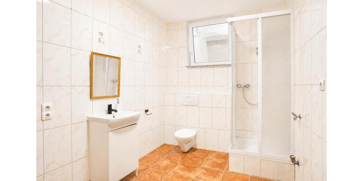 Etagenwohnung Siegburg - 2 Zimmer, 86 m&sup2;, 740&euro; | Angebot:26645320