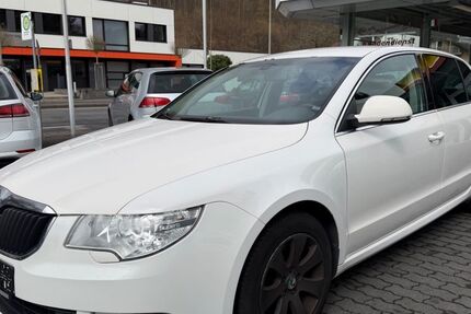 Skoda Superb 326.000 km 2.790 &euro; Eitorf 53783