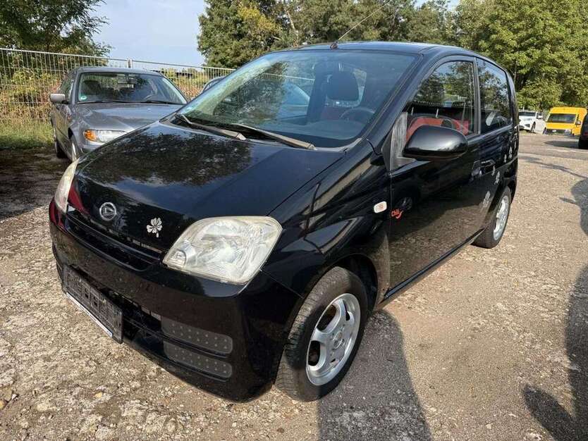 Daihatsu Cuore 169.000 km 1.699 € Köln 50739