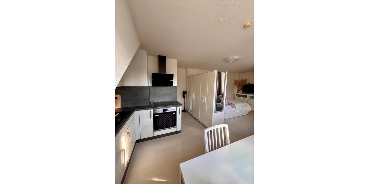 1-Zimmer-Dachgeschosswohnung in Bergisch Gladbach-Hebborn 1 zimmer