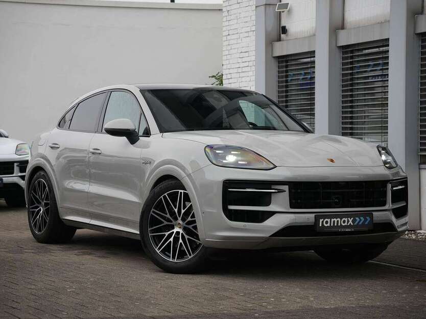 Porsche Cayenne 16.900 km 122.500 € Hürth (bei Köln) 50354