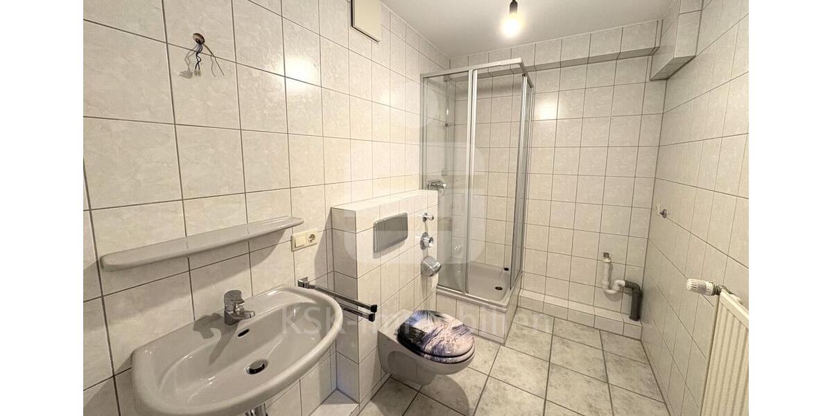 Etagenwohnung Bergisch Gladbach - 2 Zimmer, 61 m&sup2;, 810&euro; | Angebot:24721410