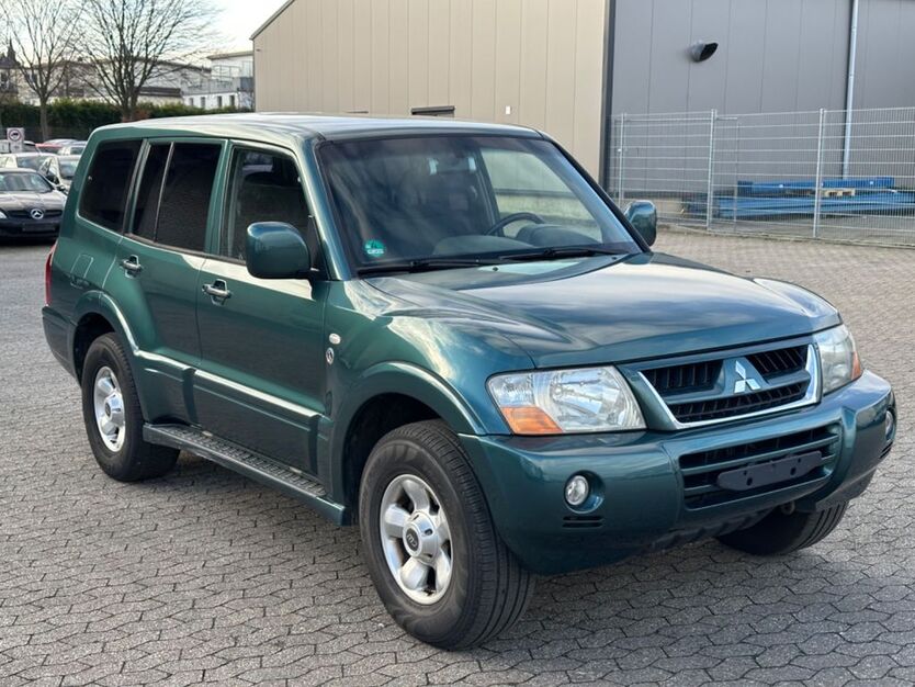 Mitsubishi Pajero 60.400 km 14.950 € Bornheim 53332