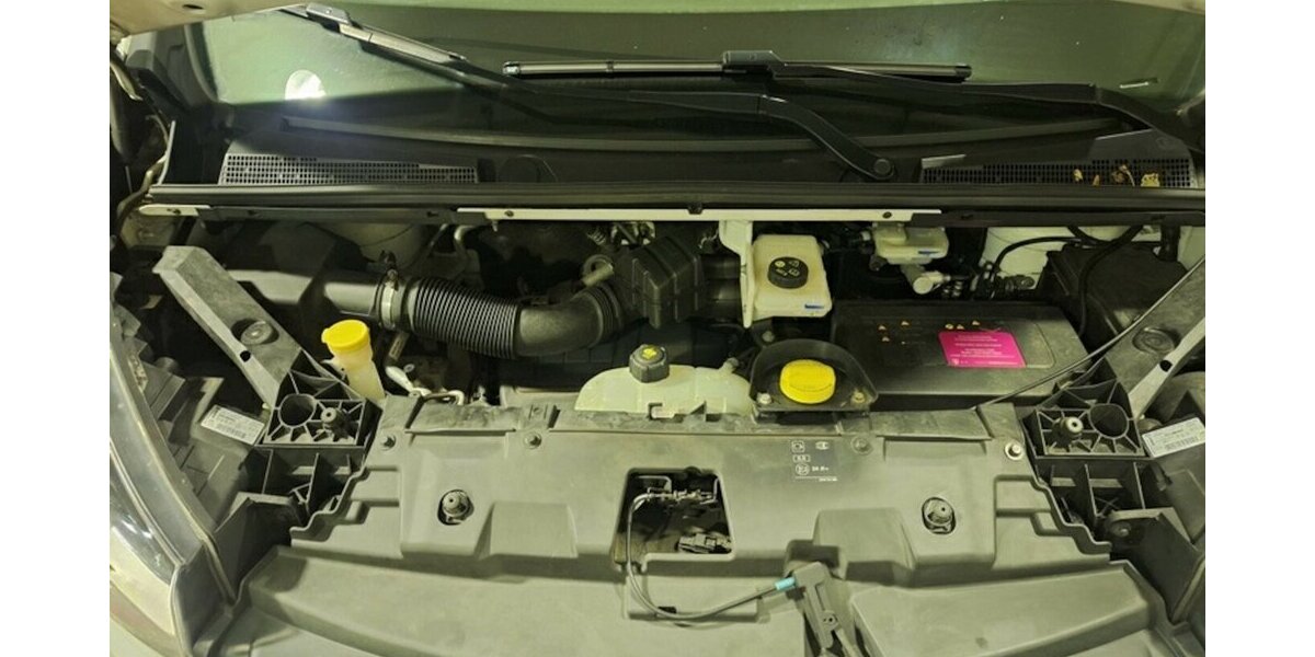 Renault Trafic L2H1 Navi Klima Standh 3 Sitze Regale EU6 85.000 km 15.000 &euro; Erftstadt 50374