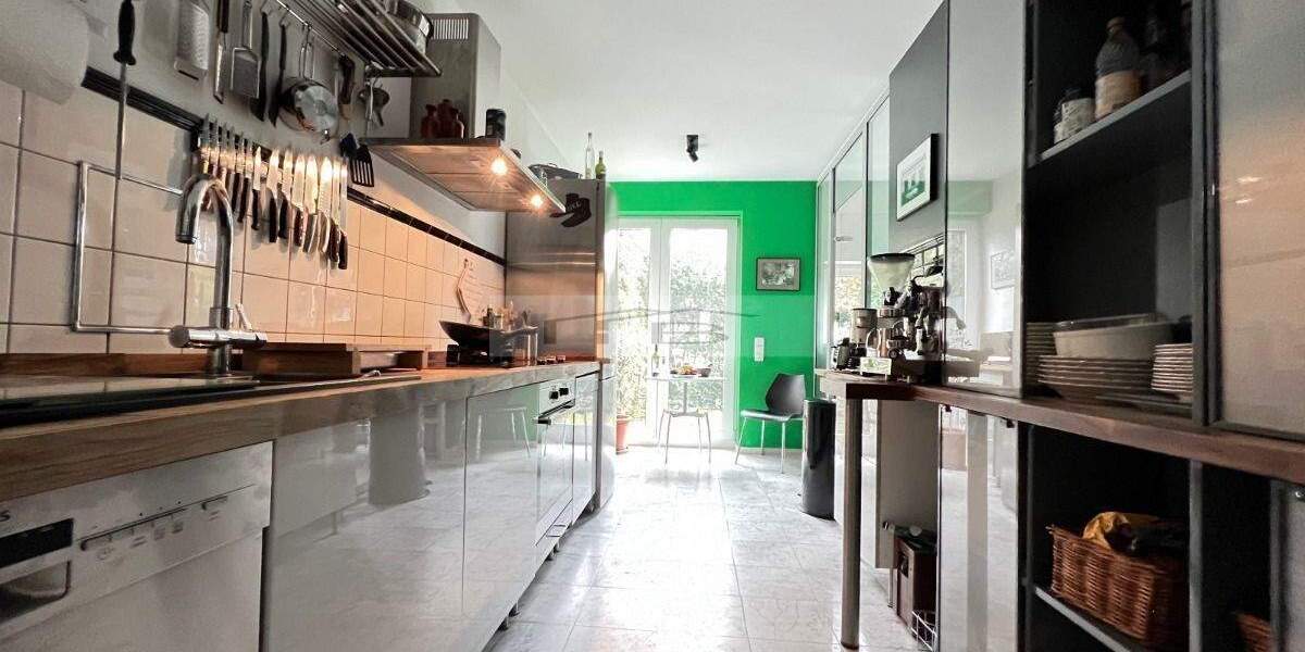 Etagenwohnung Köln Lindenthal - 3 Zimmer, 90 m&sup2;, 1.500&euro; | Angebot:24812012