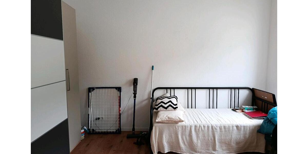 Etagenwohnung Köln Innenstadt - 3 Zimmer, 67 m&sup2;, 1.300&euro; | Angebot:25865890