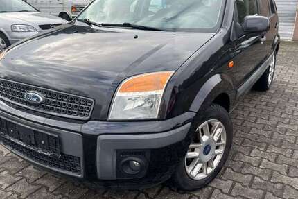 Ford Fusion 117.951 km 3.995 &euro; Remagen-Rolandseck 53424