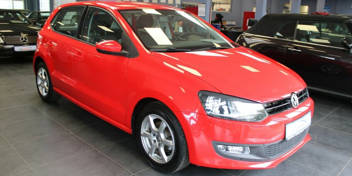 VW Polo 1.2 TSI Comfortline 64.075 km 8.980 &euro; Euskirchen 53881