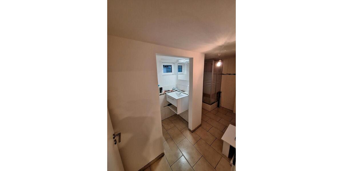 Etagenwohnung Hennef (Sieg) - 2 Zimmer, 68 m&sup2;, 750&euro; | Angebot:24709892