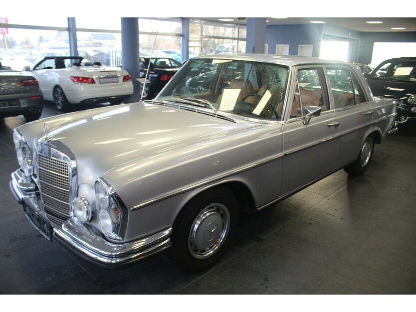 Mercedes-Benz 280 SE W180 - OLDTIMER 54.892 km 19.980 € Euskirchen 53881