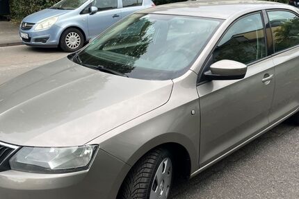 Skoda Rapid 173.355 km 5.500 € Bonn 53178