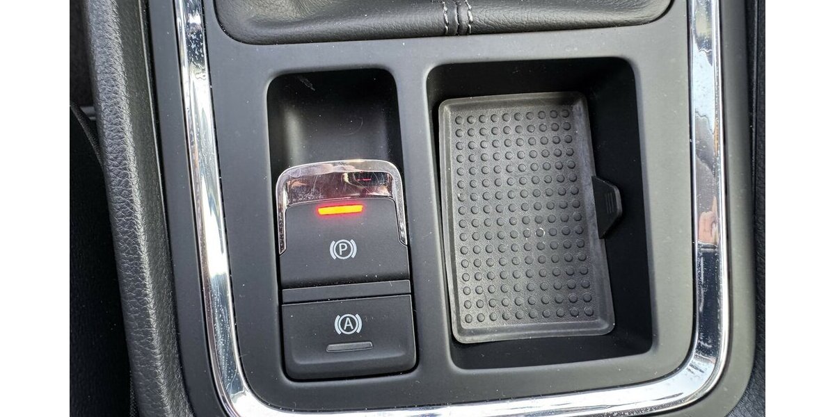 Seat Ateca Leder Navi Klima Temp. SR+WR UNFALLFREI 1a 60.000 km 15.500 &euro; Erftstadt 50374