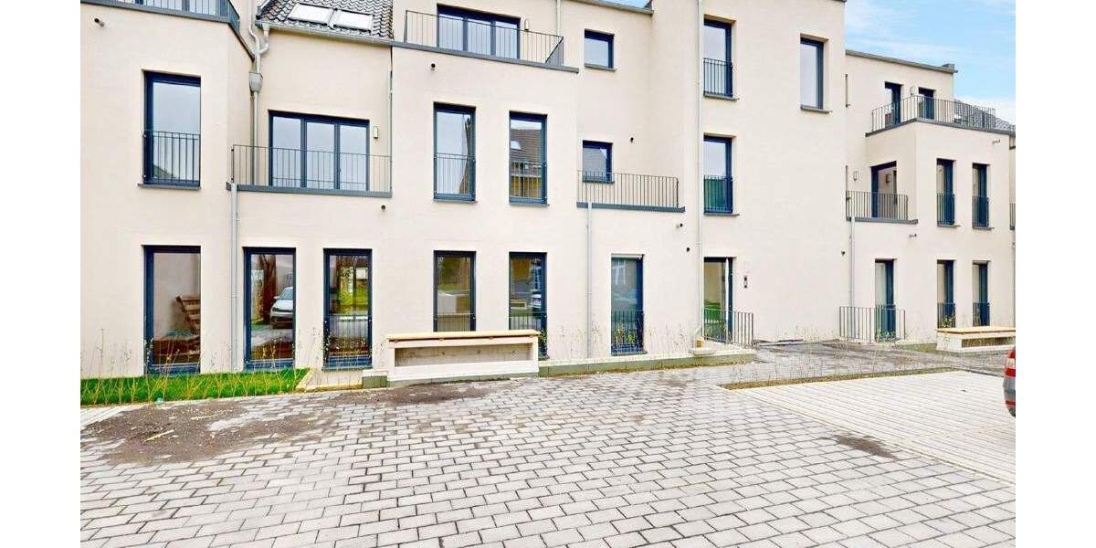 Etagenwohnung Euskirchen Roitzheim - 4 Zimmer, 203 m&sup2;, 2.580&euro; | Angebot:25703217