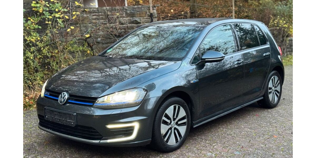 VW Golf 230.000 km 9.450 &euro; Bad Breisig 53498