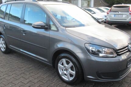 VW Touran 156.200 km 8.500 € Hennef 53773