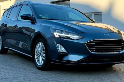 Ford Focus 107.299 km 16.490 &euro; Siegburg 53721