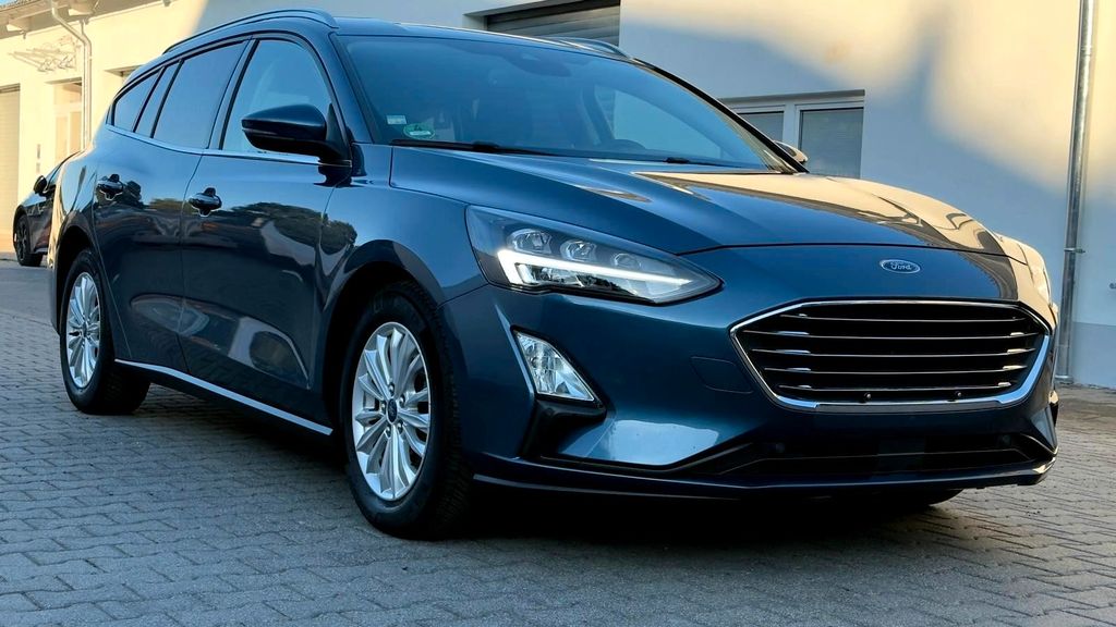 Ford Focus 107.299 km 16.490 &euro; Siegburg 53721