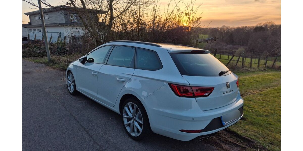 Seat Leon 97.000 km 17.300 &euro; Neunkirchen-Seelscheid 53819