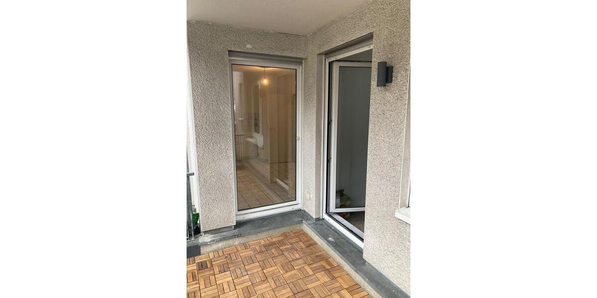 Erdgeschoßwohnung Niederkassel - 4 Zimmer, 101 m&sup2;, 1.232&euro; | Angebot:25906425