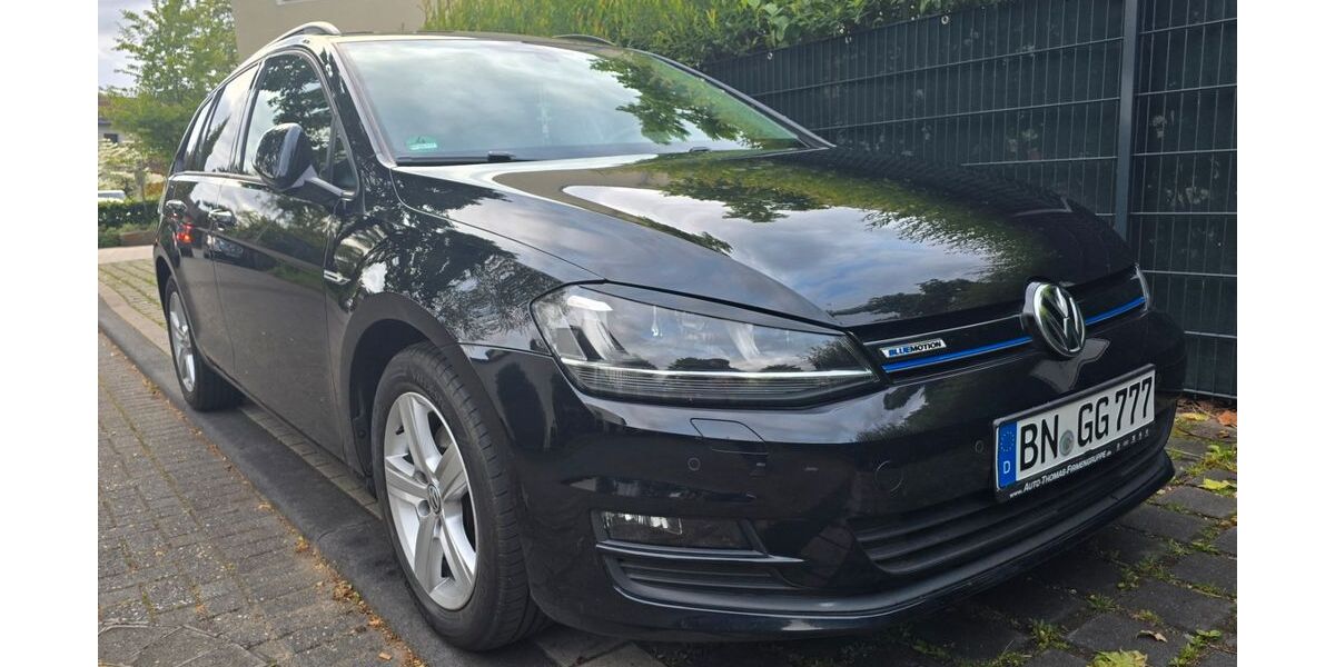 VW Golf 112.000 km 10.500 &euro; Bonn 53127