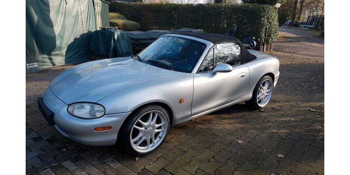 Mazda MX-5 188.000 km 4.900 &euro; Siegburg 53721