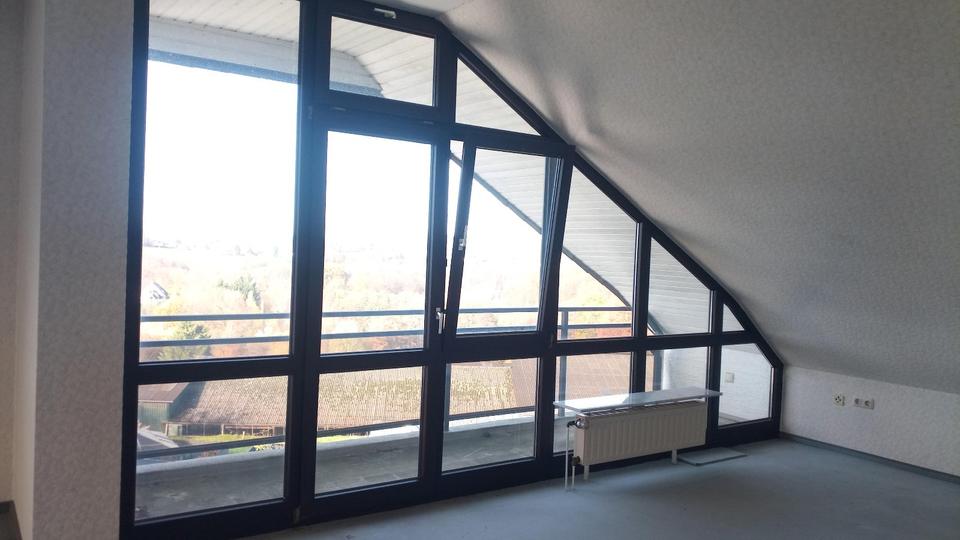 Dachgeschoßwohnung Overath - 2 Zimmer, 71 m&sup2;, 700&euro; | Angebot:25640167