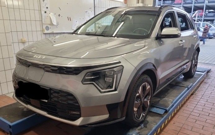 Kia Niro 33.319 km 24.000 &euro; Hennef 53773