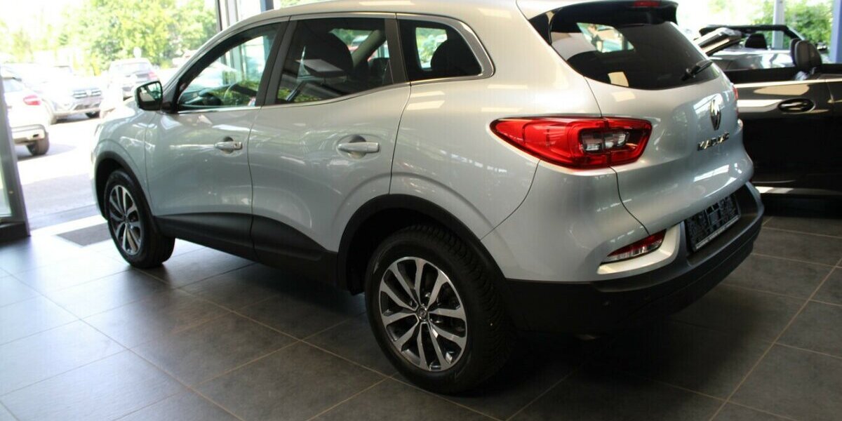 Renault Kadjar TCe 140 GPF ZEN 49.435 km 16.980 &euro; Euskirchen 53881