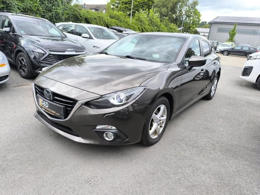 Mazda 3 95.456 km 9.499 € Eitorf 53783