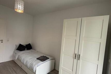 2 Zimmer Wohnung 5 Min. von der Kölner Messe 3 zimmer