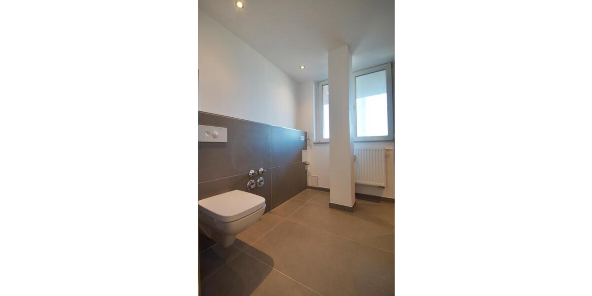 Einfamilienhaus Köln Mülheim - 3 Zimmer, 142 m&sup2;, 2.650&euro; | Angebot:24570740