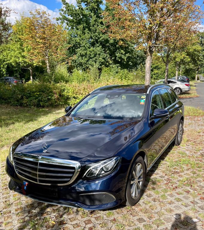E 220