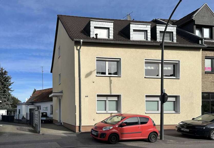 Haus zum Kaufen in Köln 795.000 € 273.5 m²