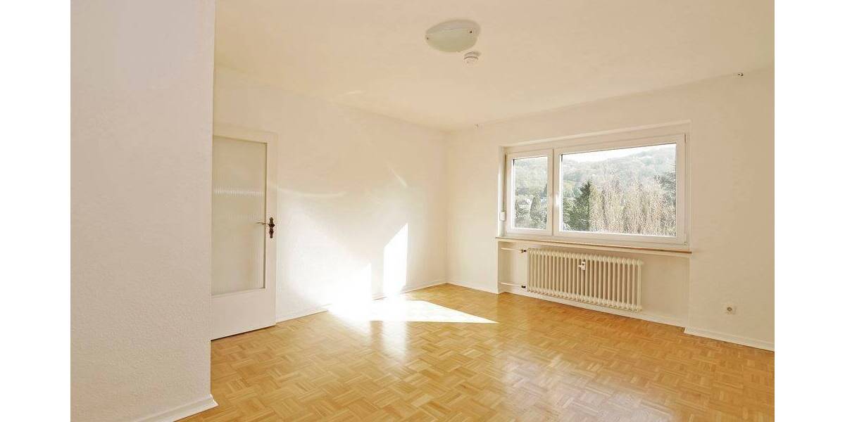 Etagenwohnung Bad Honnef - 5 Zimmer, 155 m&sup2;, 1.400&euro; | Angebot:26257153