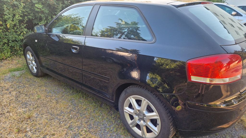 Audi A3 352.000 km 1.650 &euro; Remagen 53424