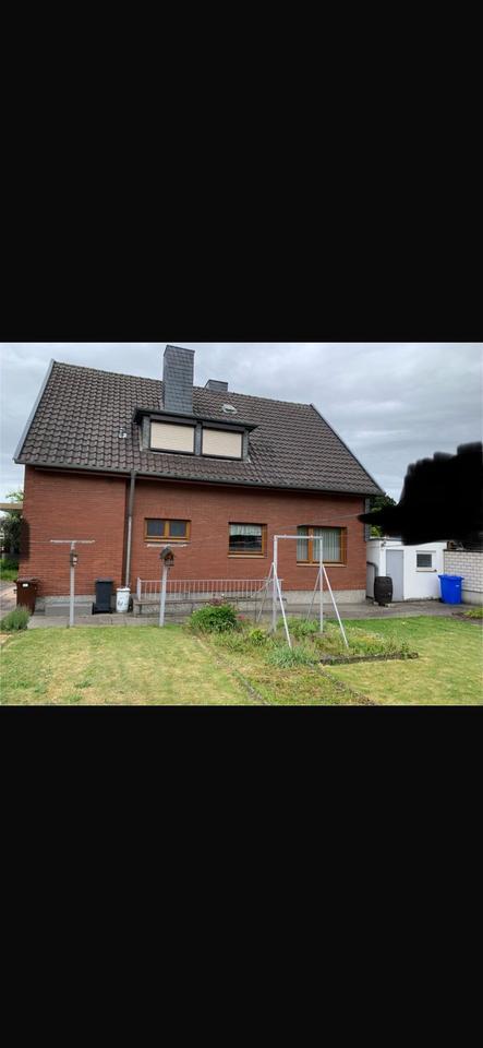 Freistehendes Ein Zwei Familienhaus zimmer