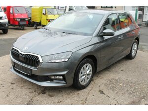 Skoda Fabia TSi 115 Alu PDC LED Kamera SOFORT 9 km 20.595 € Bonn 53225
