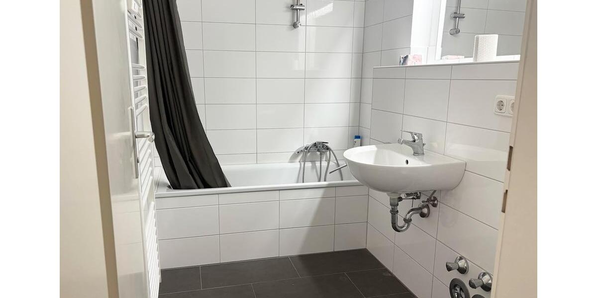 Etagenwohnung Köln Rodenkirchen - 1 Zimmer, 43 m&sup2;, 895&euro; | Angebot:24441587