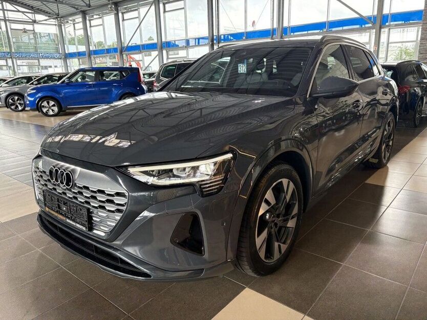 Q8 e-tron