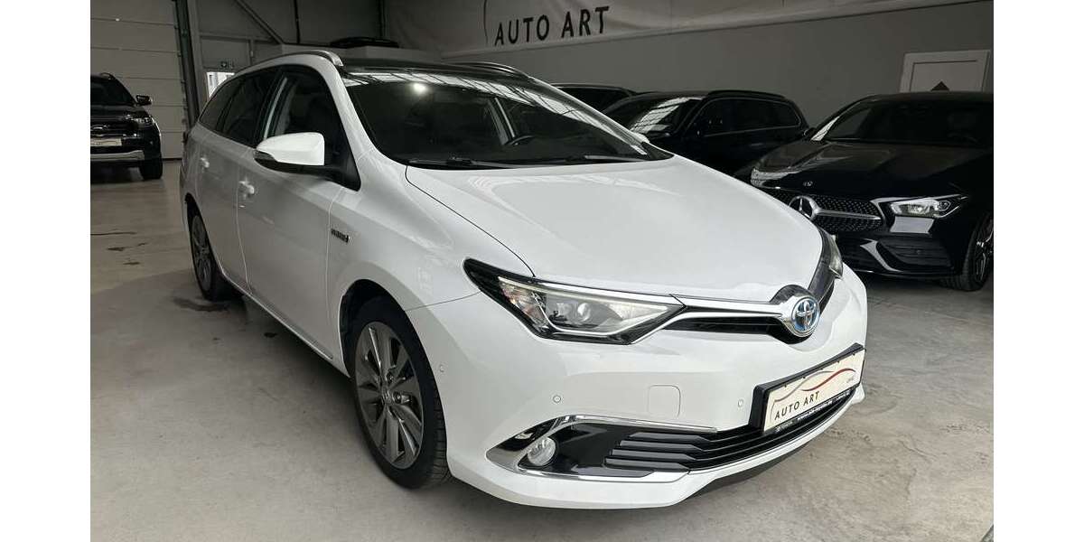 Toyota Auris 94.800 km 14.700 &euro; Eitorf 53783